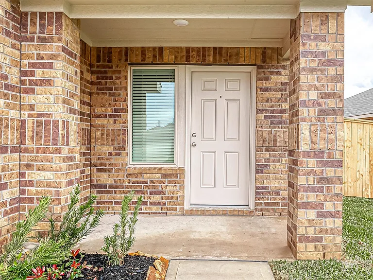 26814 Cenzontle Dr — Photo 3