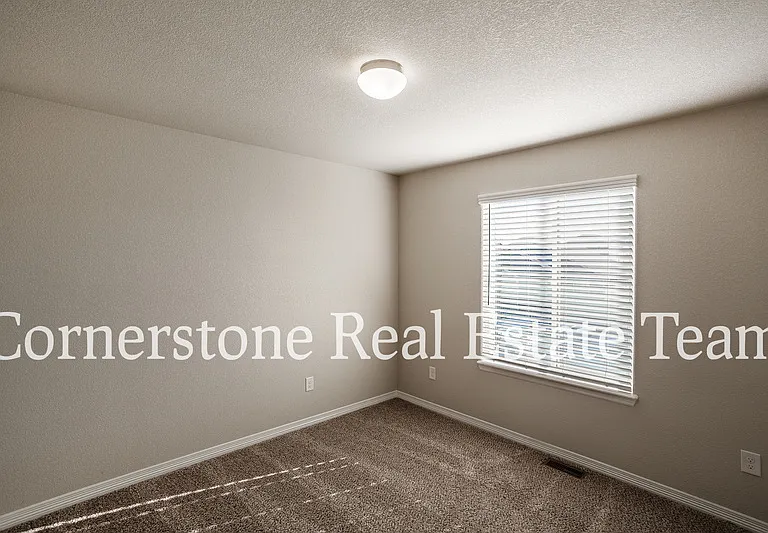 10758 Saco Dr — Photo 28