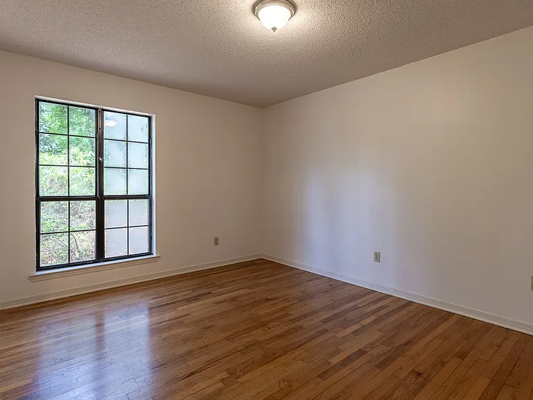 607 Spanish Main St — Photo 12