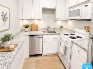 7 Shepherd Ln, Chapel Hill, NC 27514