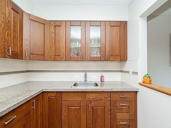 5th image of 9378 122nd St #49