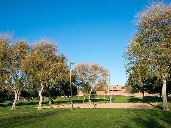 3rd image of 2138 S Valle Verde Cir