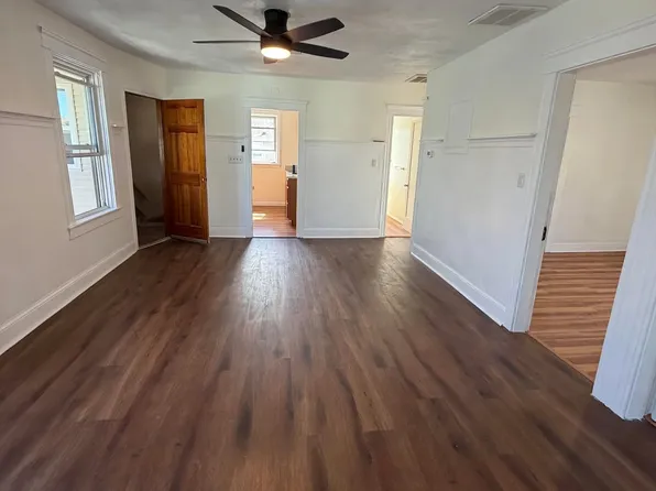 133 Oakland Ave #133, Pawtucket, RI 02861