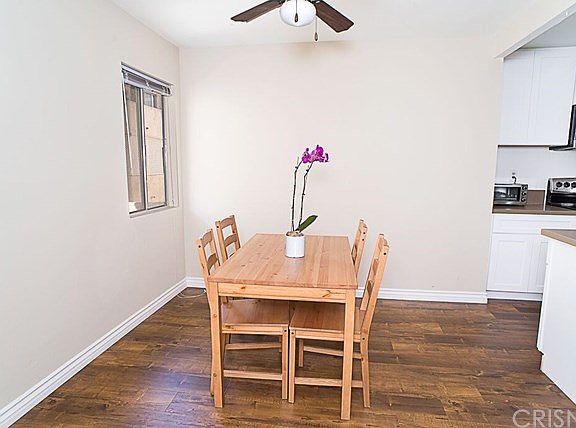 4th image of 5412 Lindley Ave Unit 207