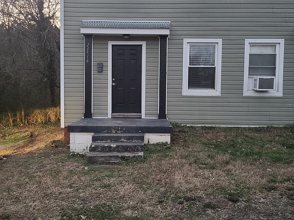 1st image of 21516 Jackson St