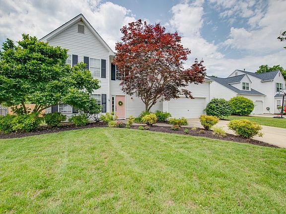 2nd image of 313 Peach Tree Cres