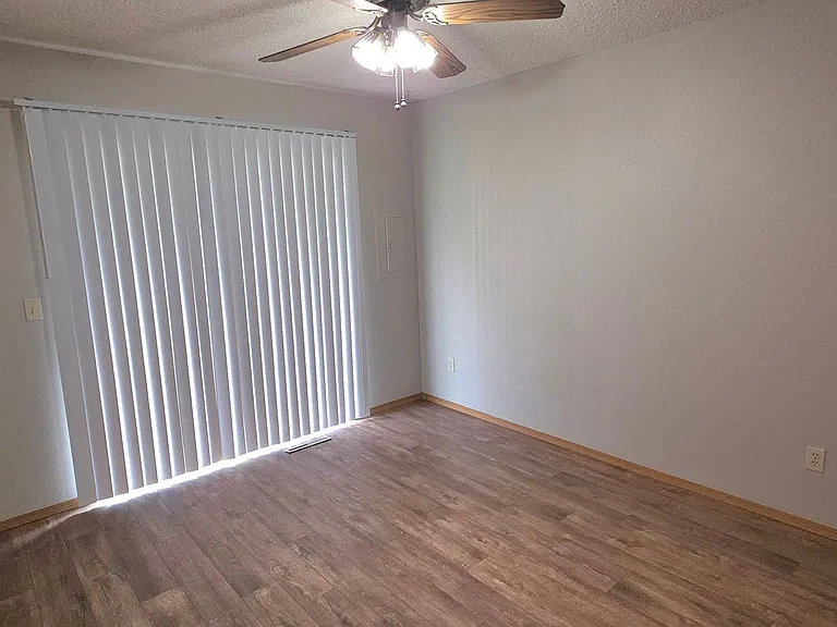 3757 W Sylvania St — Photo 5