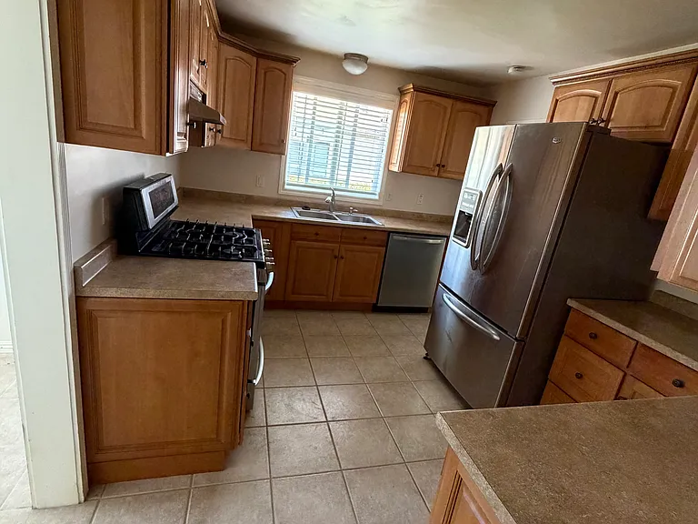 414 E Lime Ave — Photo 4