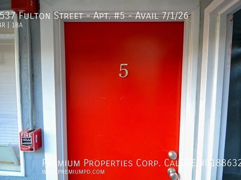 2537 Fulton St #5 — Photo 4
