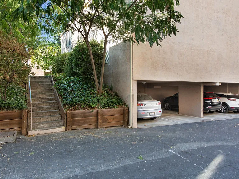 100 Devon Avenue — Photo 48