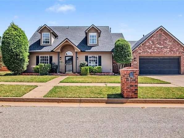 15604 Hyde Parke Dr, Edmond, OK 73013