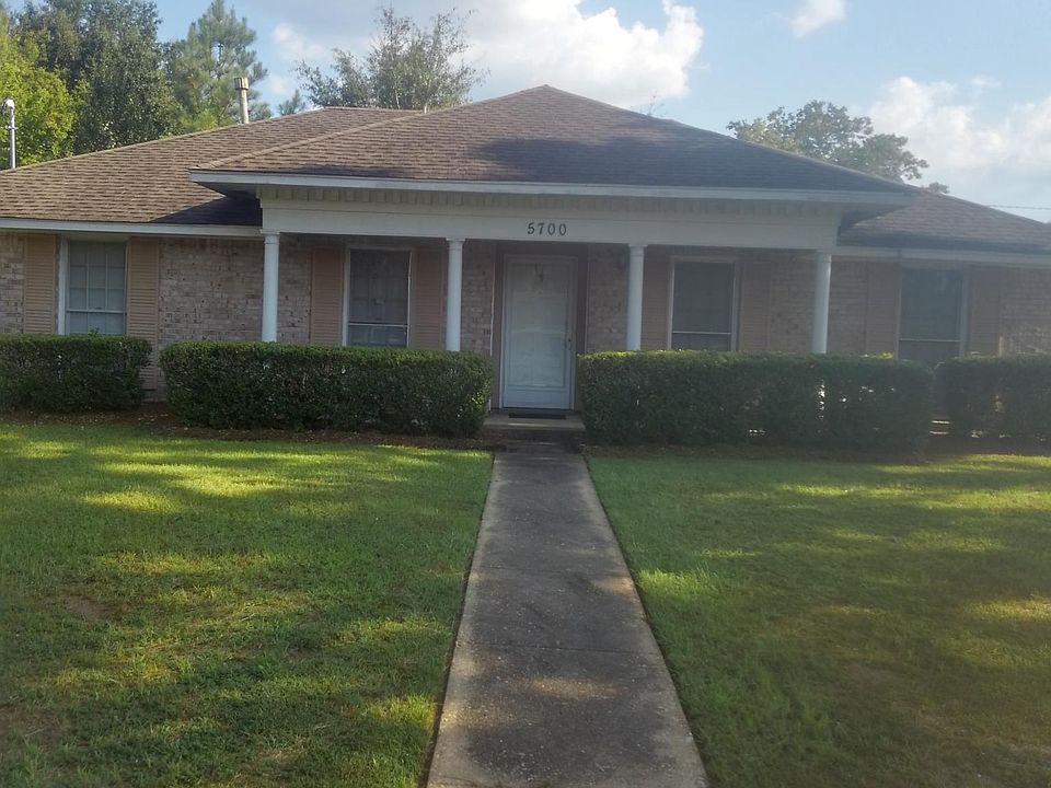 1st image of 5700 Hyde Park Dr