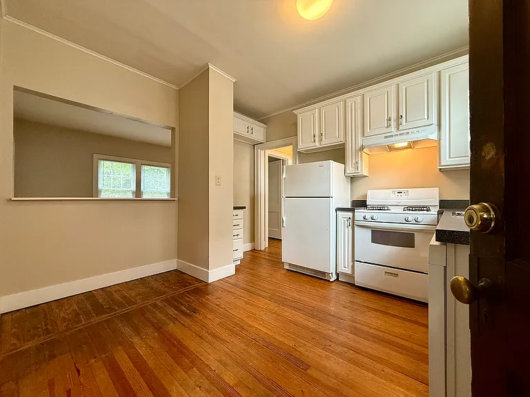 1823 Roanoke Ave #1 — Photo 20