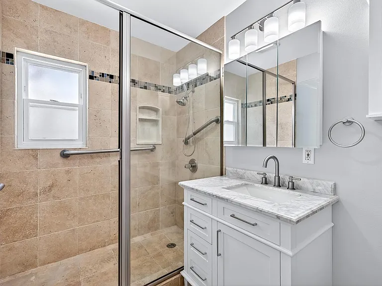 4913 Premiere Ave — Photo 27