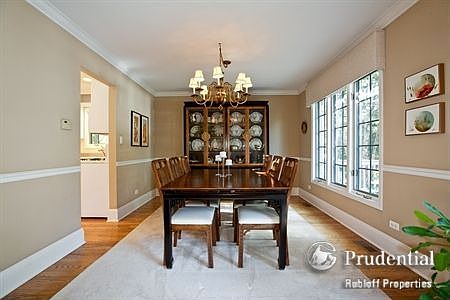 3rd image of 8630 Thistlewood Ct
