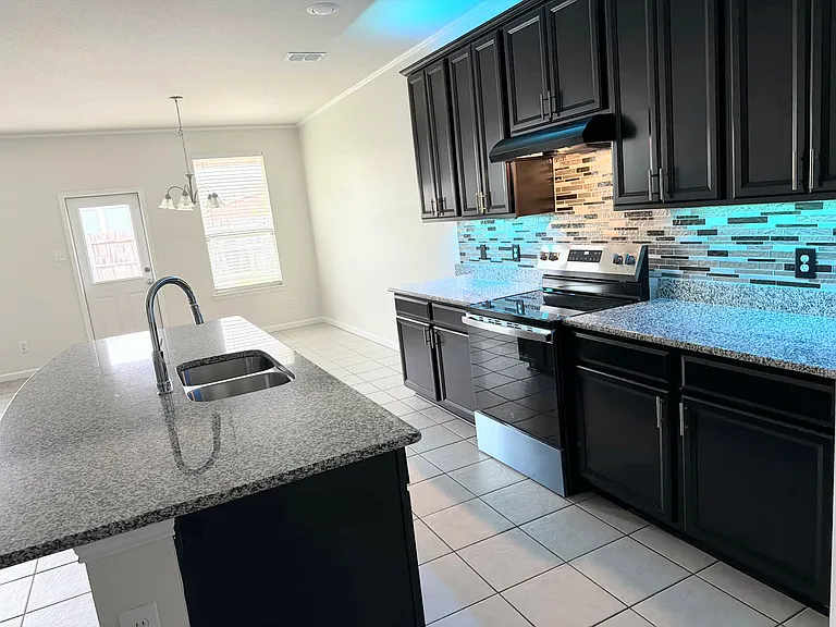 Kitchen, view 2