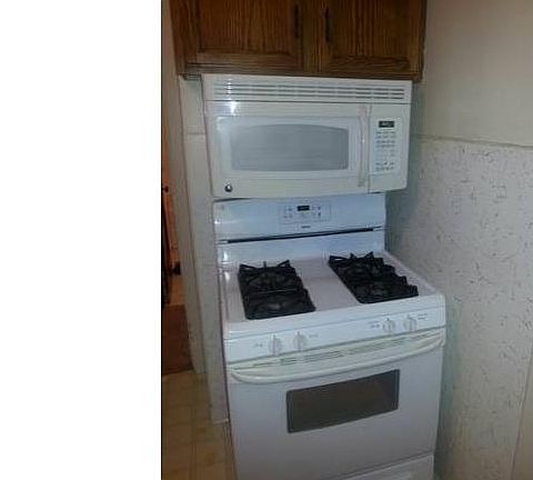 2nd image of 11915 Browning Ave