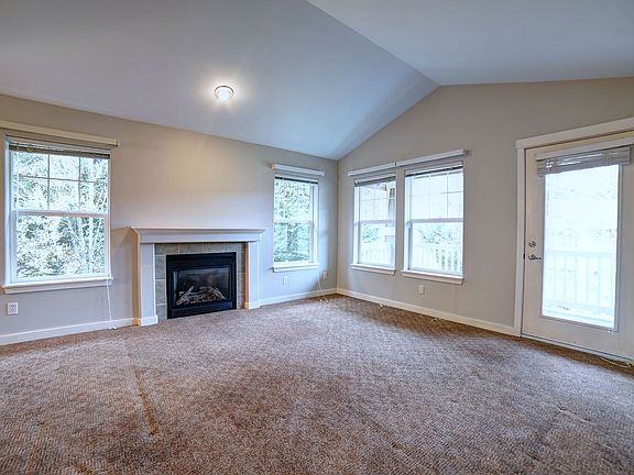 4th image of 1821 McNeil Cir