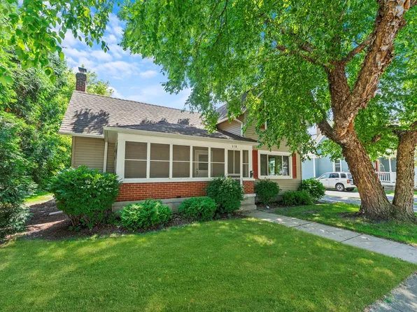 318 W Jackson St, Belvidere, IL 61008