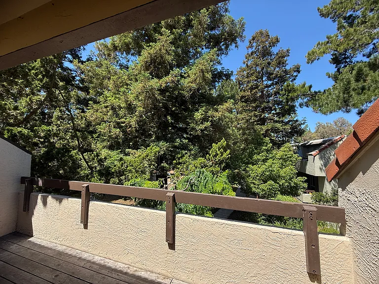 285 Tradewinds Dr #6 — Photo 16