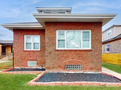 7917 S Oglesby Ave, Chicago, IL, 60617