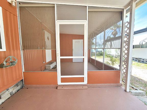 5th image of 7001 142nd Ave N #336