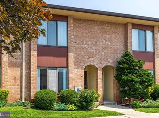 414 Stonybrook Dr #414, Norristown, PA 19403