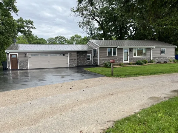 101 W Riverdale Dr, Clifton, IL 60927
