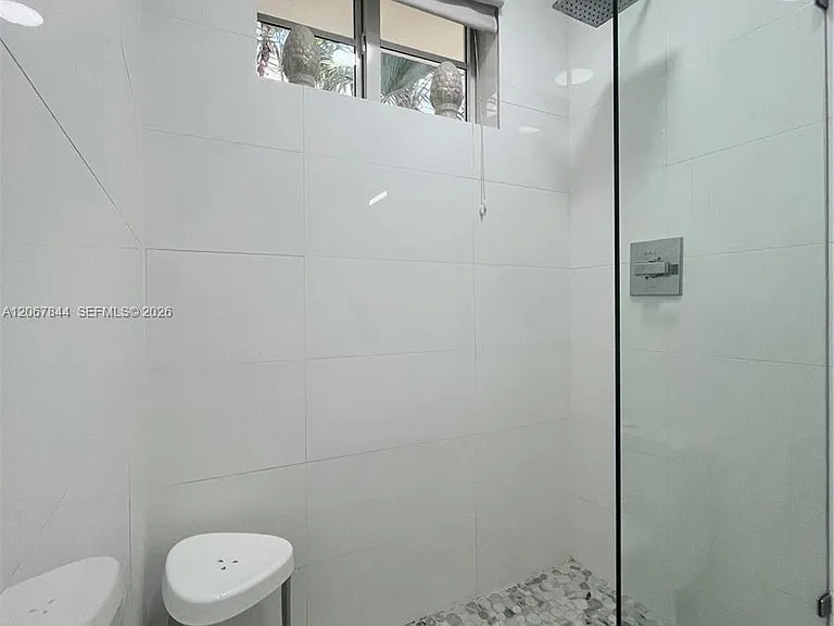 3917 N Meridian Ave #102 — Photo 18