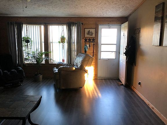 4th image of 15289 235th St