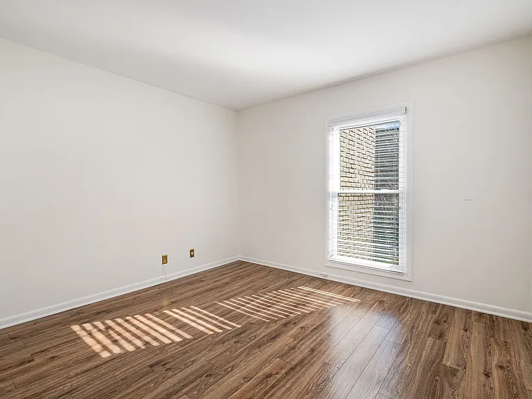116 Harding Pl #3 — Photo 7