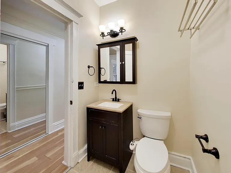 3149 W Lyndale St #2 — Photo 20