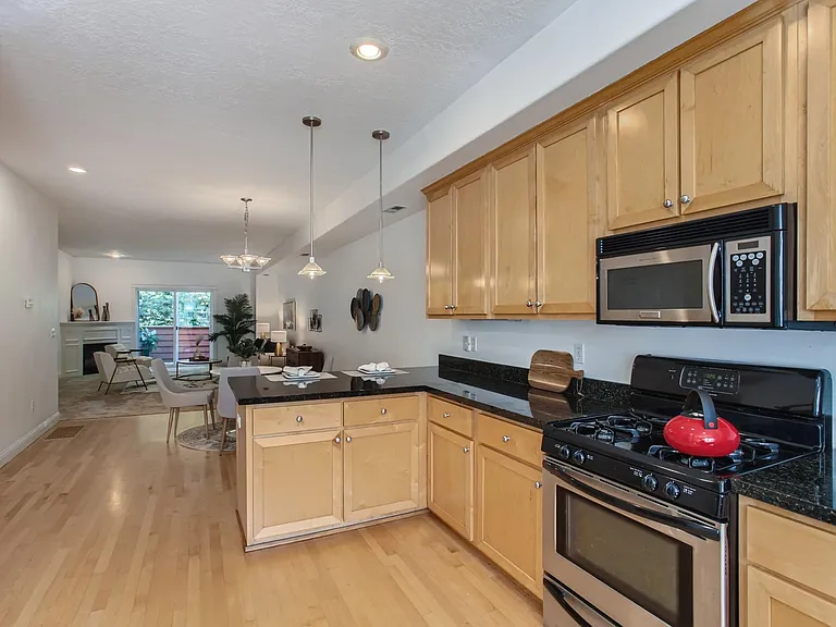4734 SW View Point Ter — Photo 21