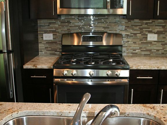 2nd image of 2555 W Logan Blvd #2