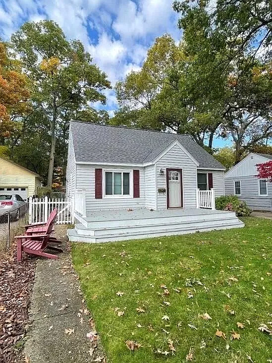 3 bed, 1.5 bath, 1194 sqft, $2,500 — Photo 4