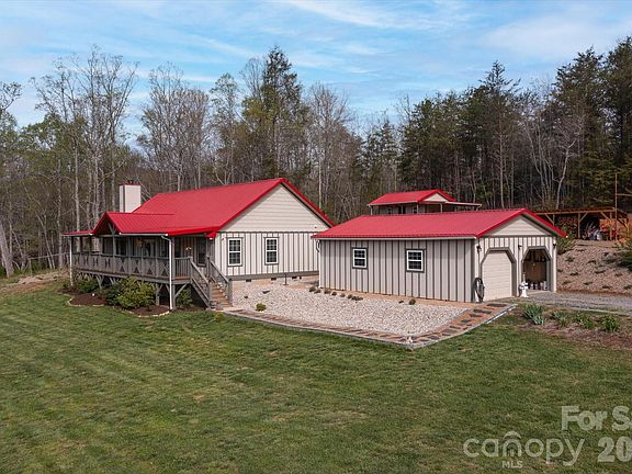 2nd image of 810 Mount Hebron Rd