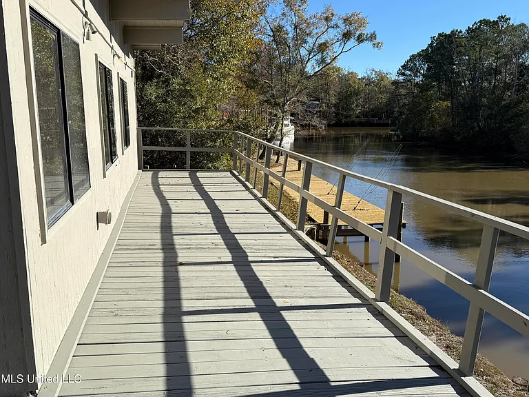 10633 Woolmarket Lake Rd — Photo 2