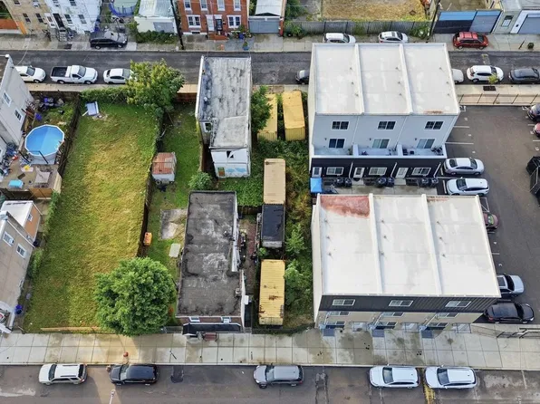3543 Witte St, Philadelphia, PA 19134