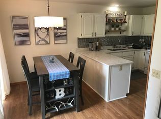 12 Riverside Ct, Fond Du Lac, WI 54935