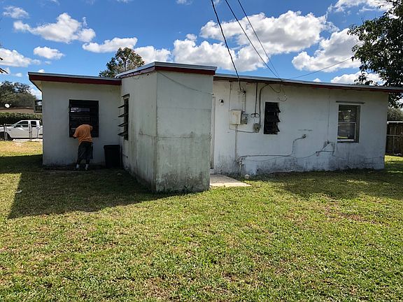 3rd image of 16210 NW 26th Ave