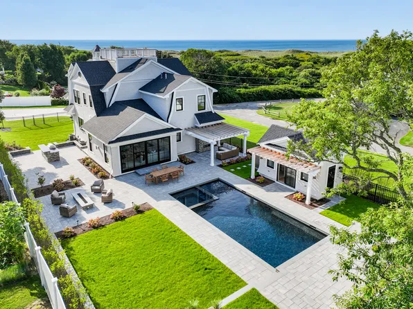 19 Dunes View Road, Dennis, MA 02638