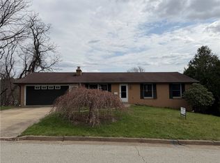 1014 Jefferson Ave, Jeannette, PA 15644