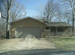 71266 State Line Rd, Edwardsburg, MI 49112