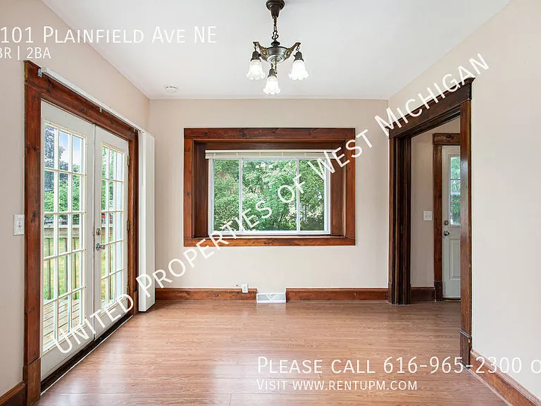 3101 Plainfield Ave NE — Photo 5