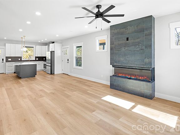 4th image of 110 Scott Meadows Dr