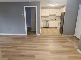 80 Stanton St APT 22, Worcester, MA 01605