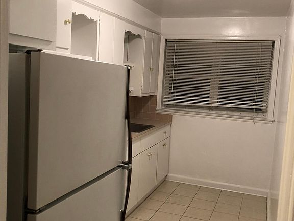 3rd image of 24029 51st Ave #1FL