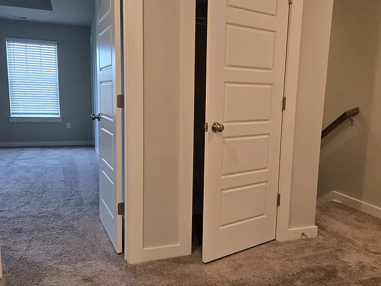 326 Lydia Dr — Photo 37