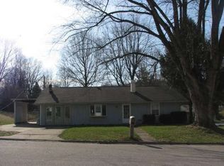 3321 N Stoneycrest Rd, Bloomington, IN