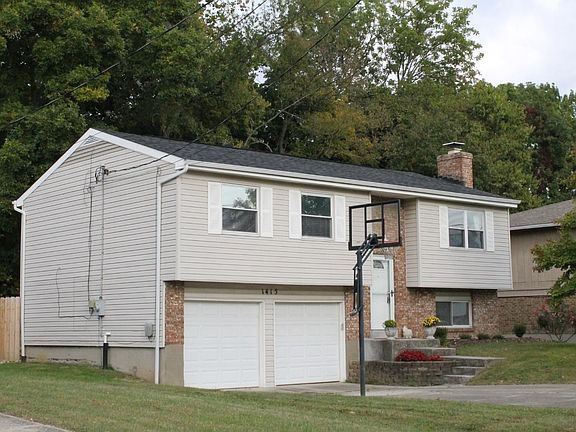 2nd image of 1415 Hazelgrove Dr